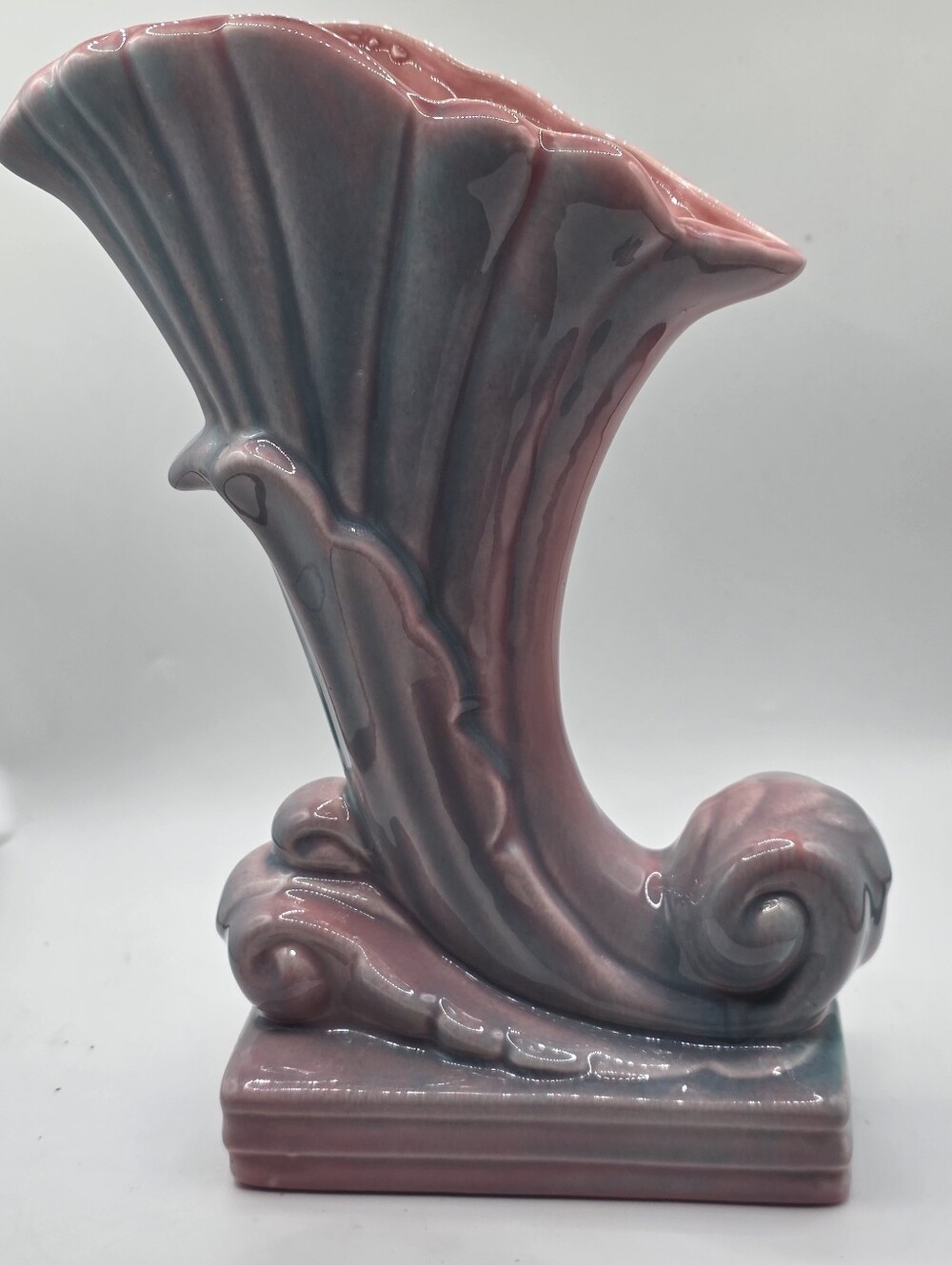 ​Vintage McCoy Pottery Cornucopia Horn Vase Pink Blue Swirl Blended Glaze 8"